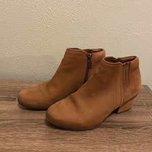 Blondo Tan Ankle Boots